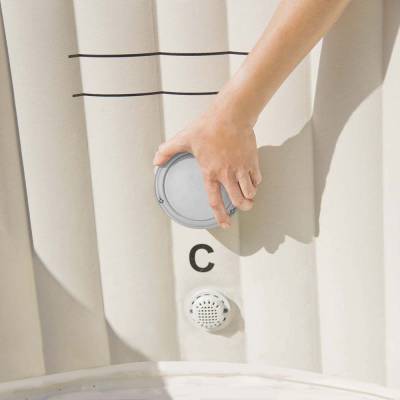 Kolorowa lampka LED na baterie do spa jacuzzi - Intex 28503